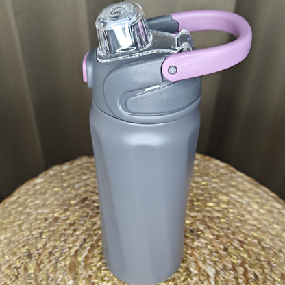 Insulated 700ML Sipper Bottle with Handle – Leakproof & Easy to Carry
