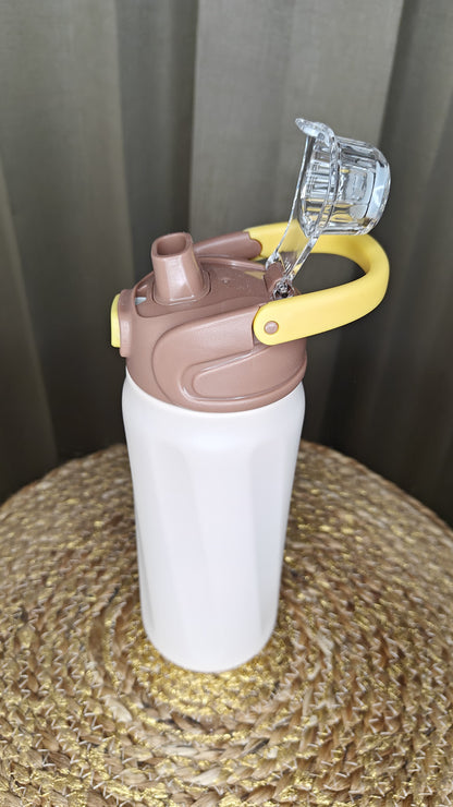 Insulated 700ML Sipper Bottle with Handle – Leakproof & Easy to Carry